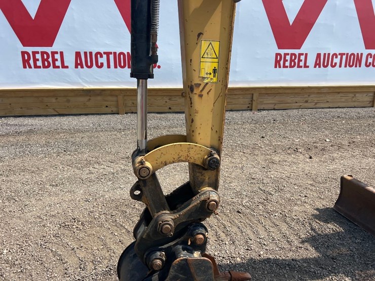 2014-caterpillar-303.5e-cr-image-11