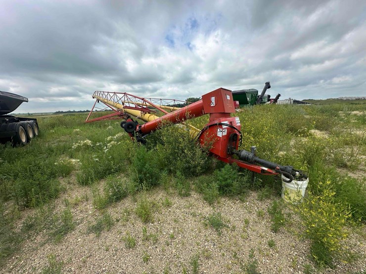 westfield-130-94-grain-auger-image-1