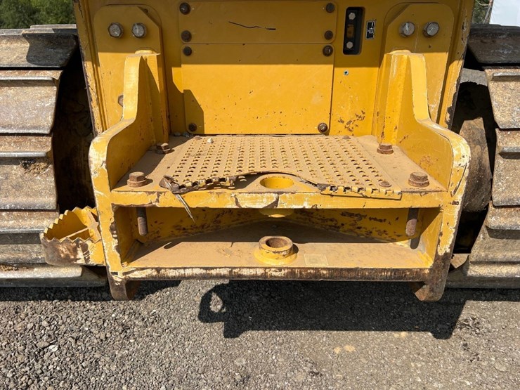 2019-caterpillar-d6k2-lgp-image-14