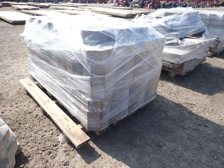 qty-of-(8)-skids-of-turfstone-pavers-&-decor-stone-image-35