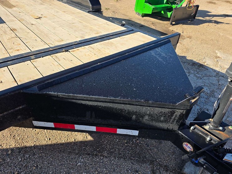 2023-midsota-18’-tilt-bed-trailer,-16’-tilt-with-2’-front,-2-5/16”-ball,-electric-jack-(original-jac-image-6