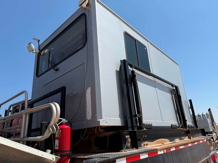 2015-hydra-rig-hr6100-15k-2-3/8"-coil-tubing-trailer-image-3