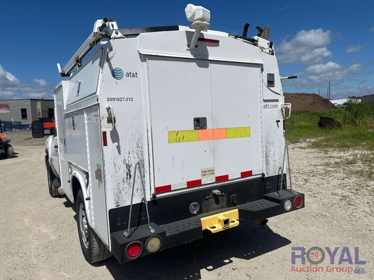 2012-chevrolet-silverado-3500-image-29