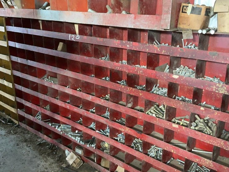 #120-•-coarse-thread-bolts-rack-and-contents-image-2