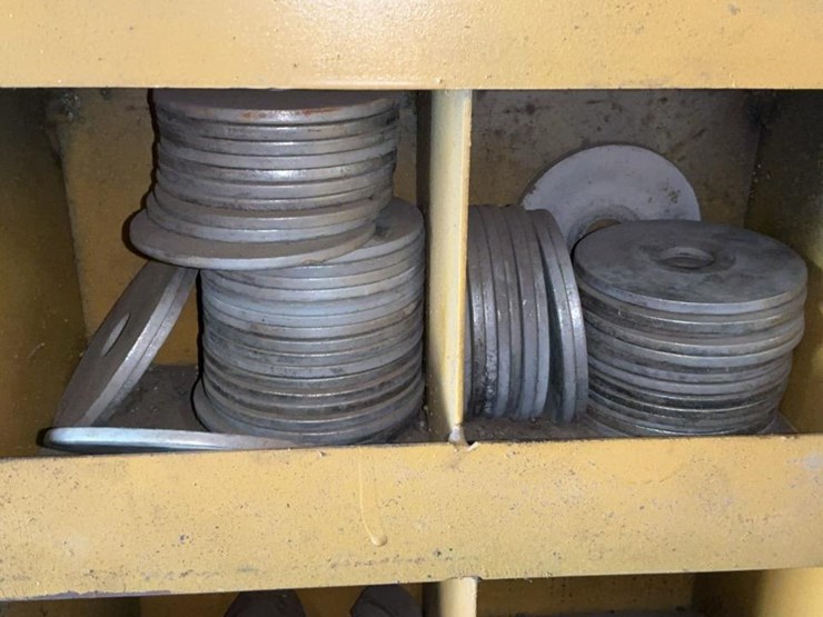 #122-•-nuts-and-bolts-racks-image-99