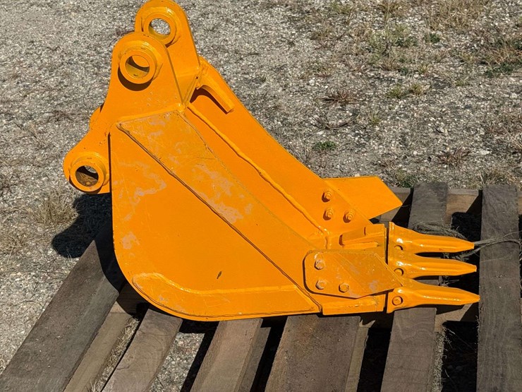 caterpillar-305-image-3