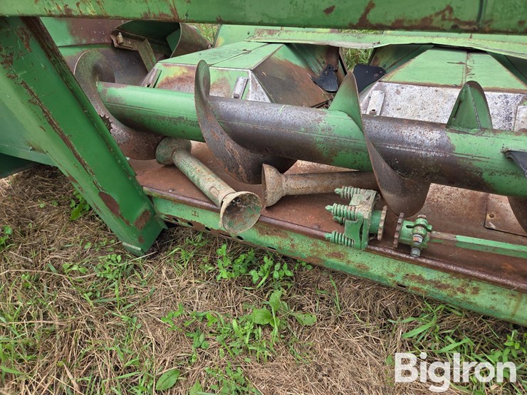 john-deere-444-image-9