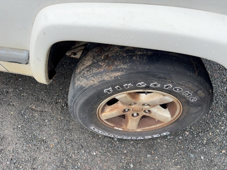 2001-jeep-cherokee-image-9