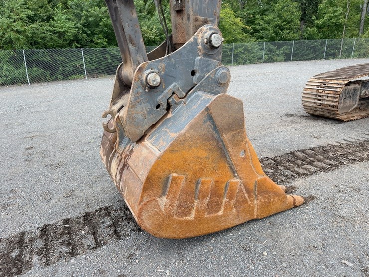 2006-deere-350d-lc-image-13