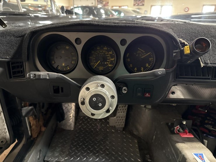 #1383-•-1984-porsche-944-rally-car-image-30
