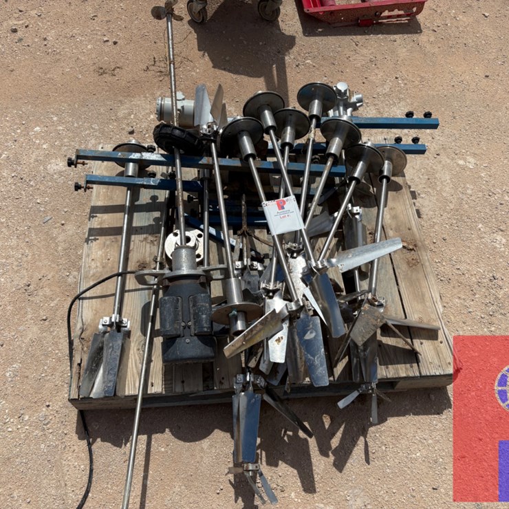 PALLET OF (14) STAINLESS CHEMICAL MIXING AGITATORS