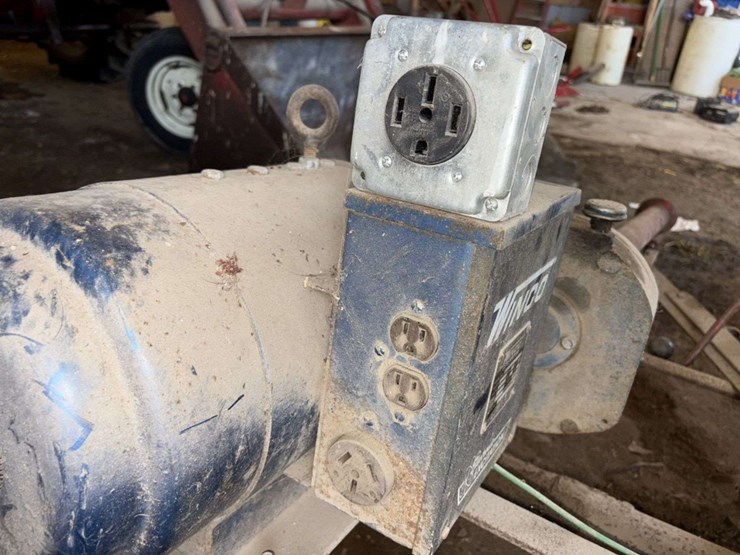 winco-generator,-15,000-watt,-1-ph,-240v,-110v,-540-pto,-on-cart,-tested,-works-as-should,-*must-be-image-4