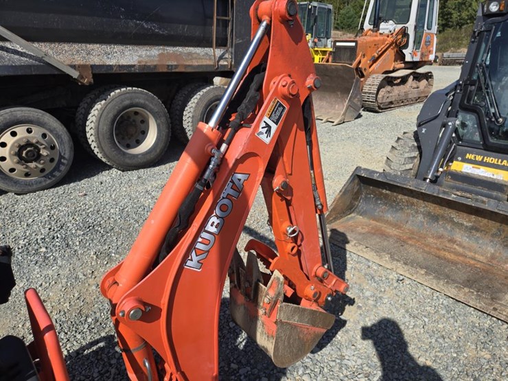 2019-kubota-bx23s-image-33