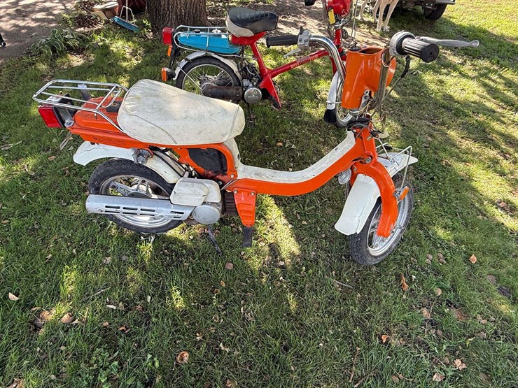 1980-suzuki-50cc-motorbike/moped-for-restoration,-does-not-run,-*no-title-image-3