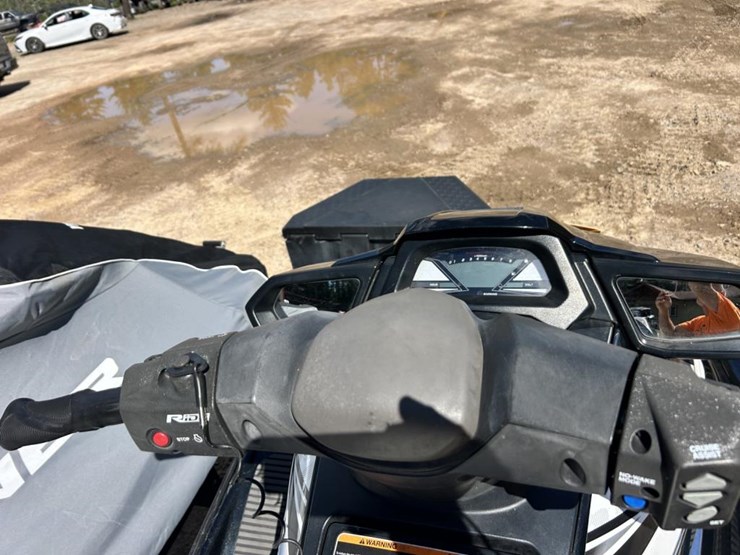 #1405-•-2016-yamaha-vx-cruiser-h.o.-jet-skis-w/-trailer-image-14