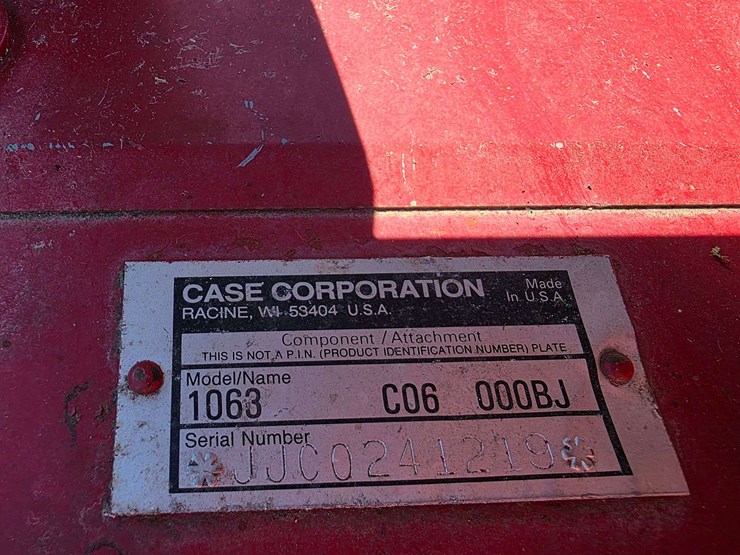 case-ih-1063-image-18