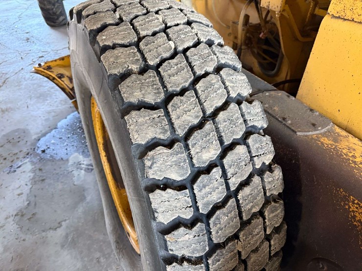 1994-deere-770bh-image-26