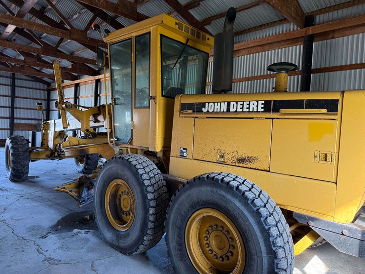 1994-deere-770bh-image-3