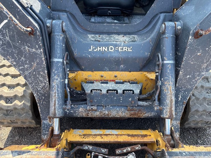 2019-deere-325g-image-20