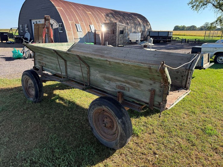 old-wooden-flairbox-trailer-image-5