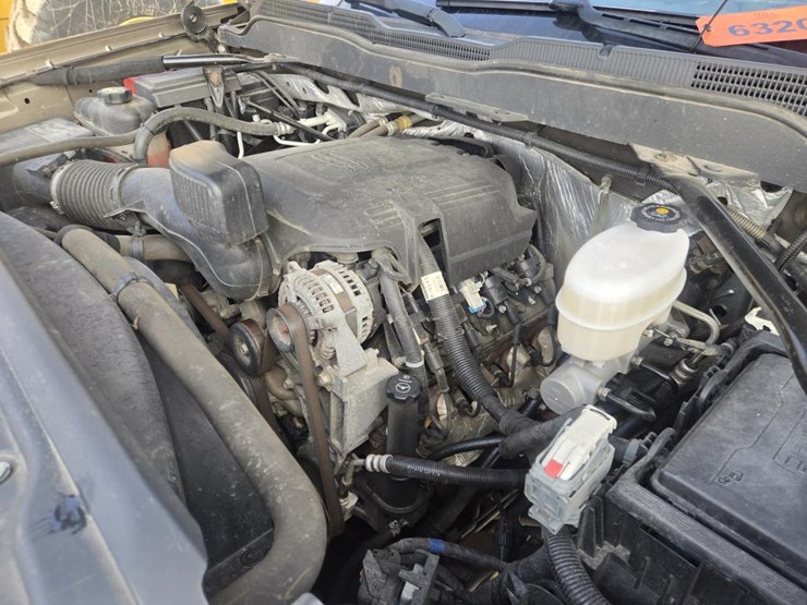 2015-chevrolet-2500-image-29