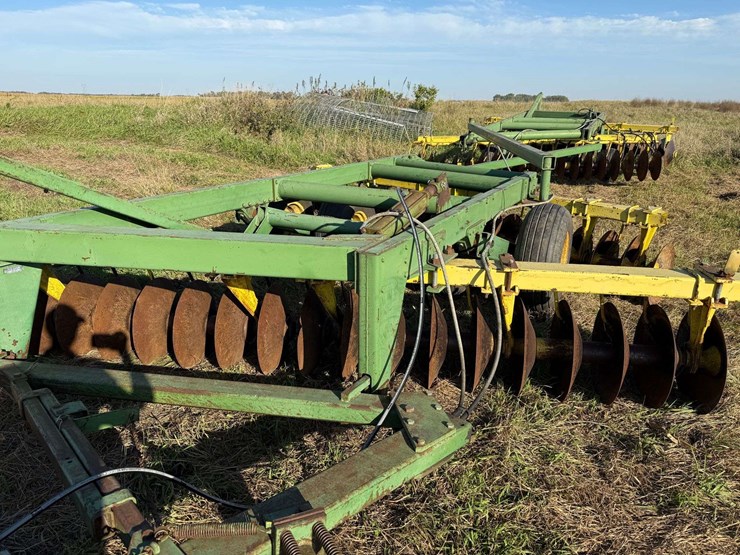 john-deere-360-image-27