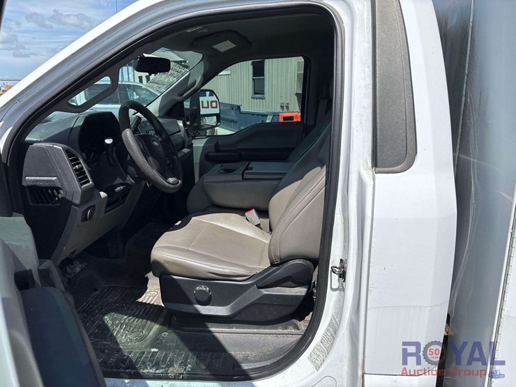 2017-ford-f550-image-11