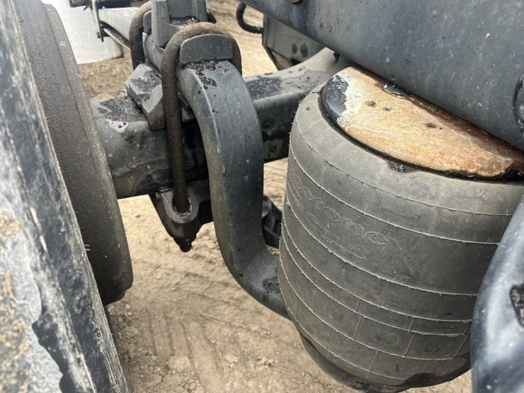 2020-kenworth-t680-image-92