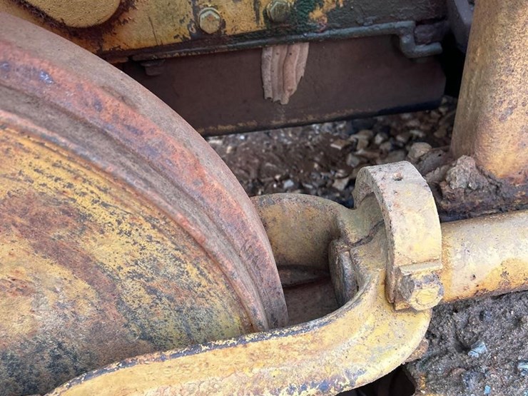caterpillar-d4d-image-27