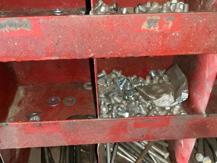 #120-•-coarse-thread-bolts-rack-and-contents-image-13