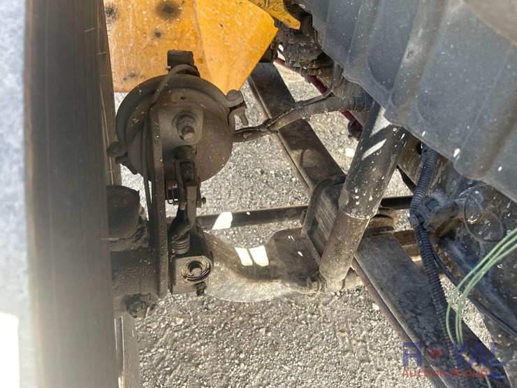 2019-international-durastar-4300-image-14