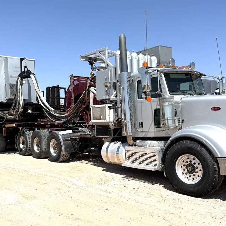 2015 PETERBILT 367