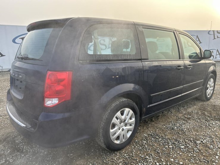 2014-dodge-grand-caravan-image-5