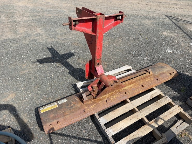 84"-grader-blade-image-3