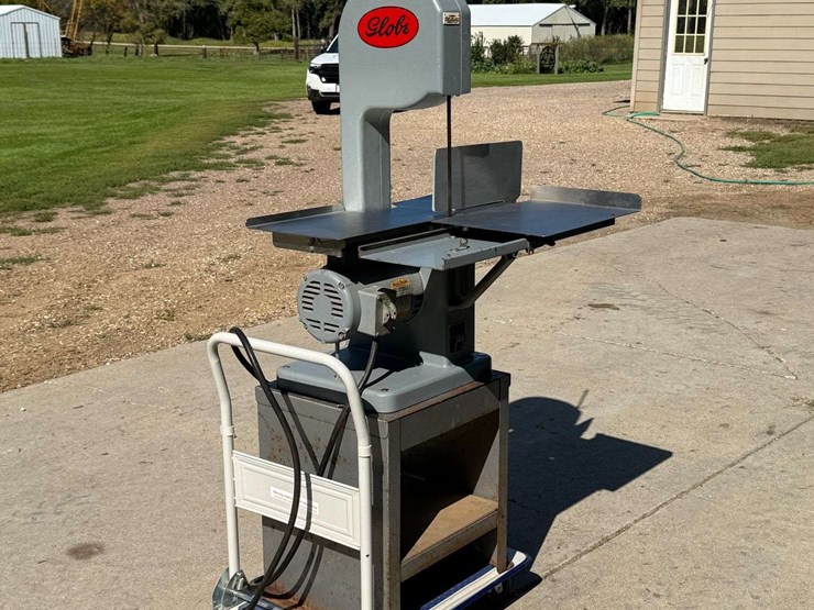 globe-meat-band-saw-for-meat-cutting,-stimpson-model-79.-this-item-is-located-in-south-dakota,-there-image-11
