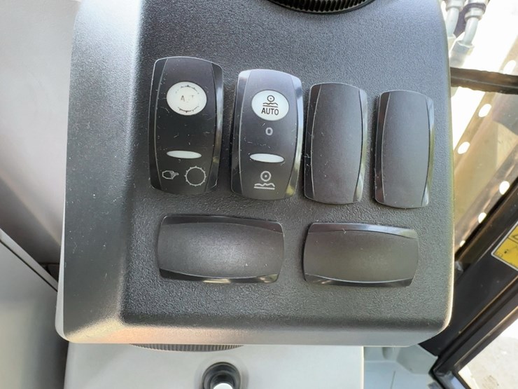 2013-caterpillar-420f-it-image-31