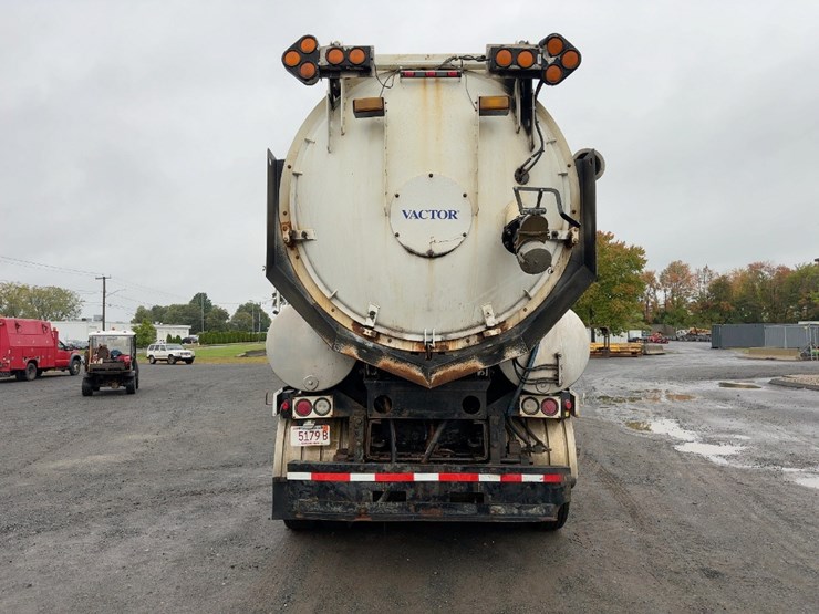 vactor-2115-image-4