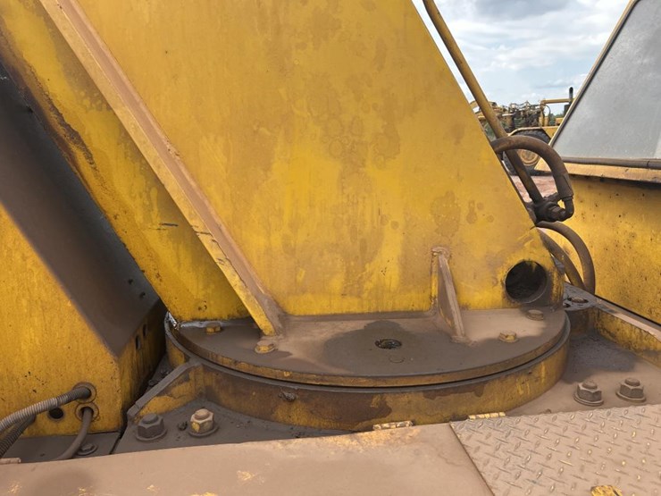#1800-•-galion-2-stage-crane-truck-image-37