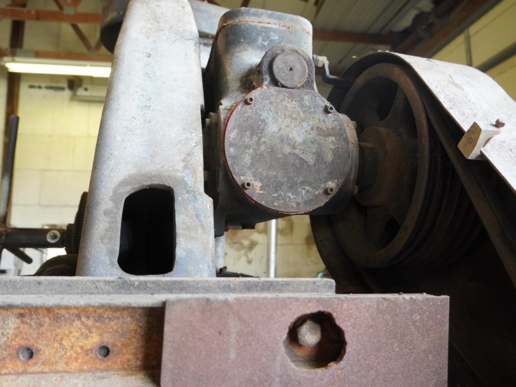 #173-•-covel-surface-grinder-image-10