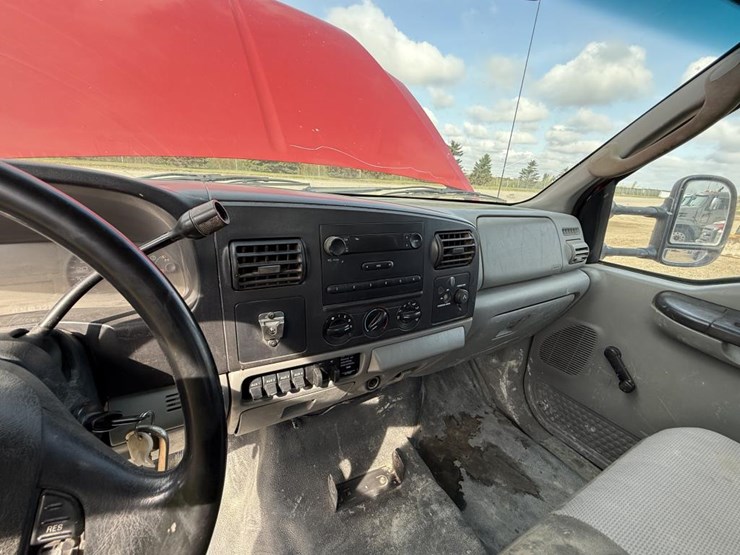 2006-ford-f450-xl-image-59
