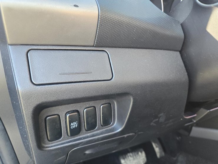 2007-mitsubishi-outlander-image-31