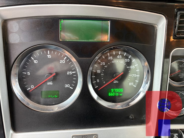 2020-kenworth-t800-image-11