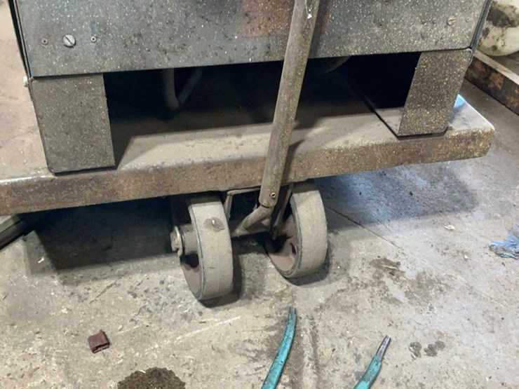 #115-•-miller-deltaweld-450-welder-image-8