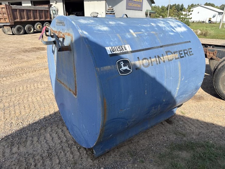 #1412-•-1200-gallon-fuel-tank-image-1