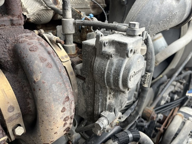 2020-kenworth-t680-image-36