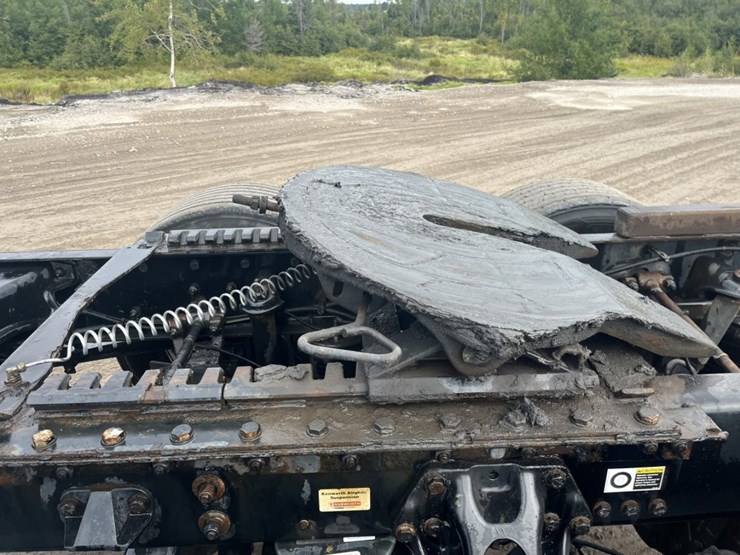 2020-kenworth-t680-image-80