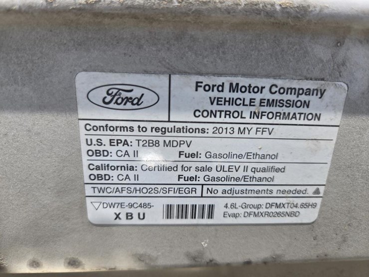 2013-ford-cargo-image-36