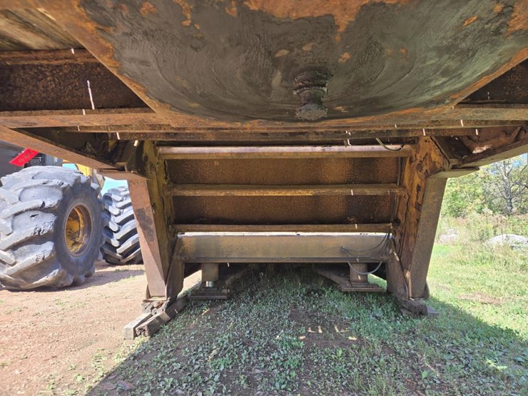 #1767-•-43’-lowboy-semi-trailer-image-8