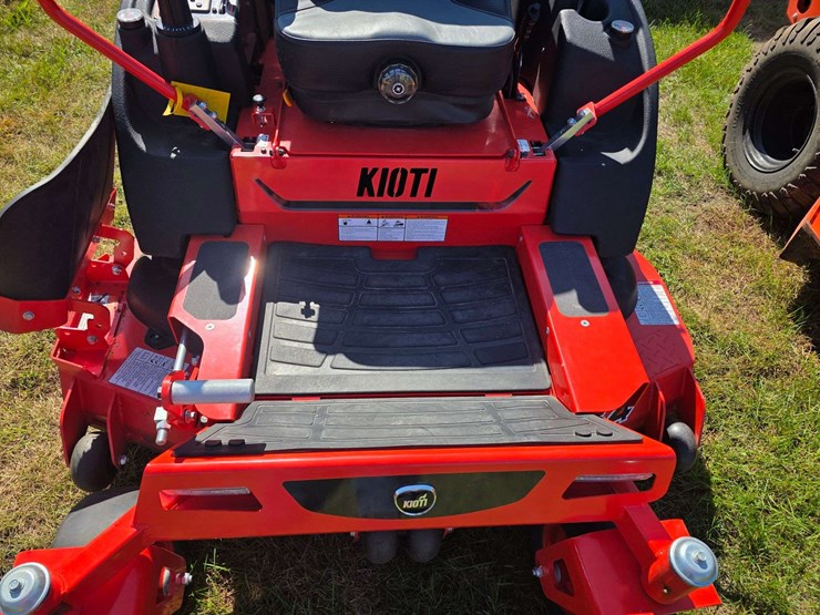 kioti-54”-zero-turn-lawn-mower,-24hp-kawasaki-engine,-33-hours,-dual-fuel-tanks,-fresh-service,-sn:-image-6