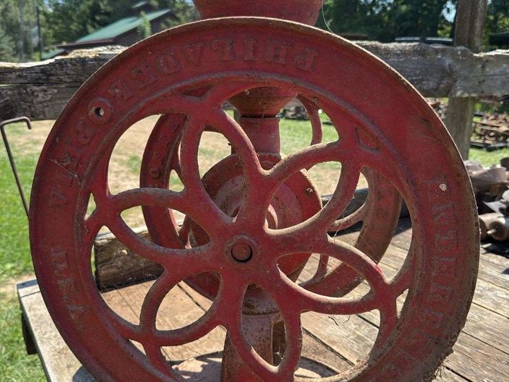 woodruff-&-edwards-coffee-grinder-image-3